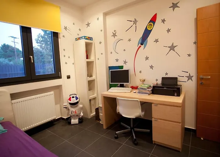 Willa Natasa Lampiri (Peloponnese)